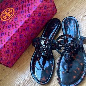 Tory Burch Miller Tortoise Sandals 8.5